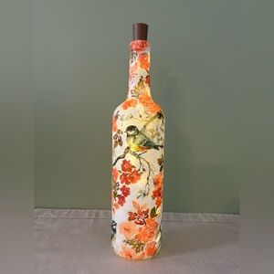 Decorated Bottle, Birds and Flowers, Home Decor, Lighted Bottles, Wine Bottles